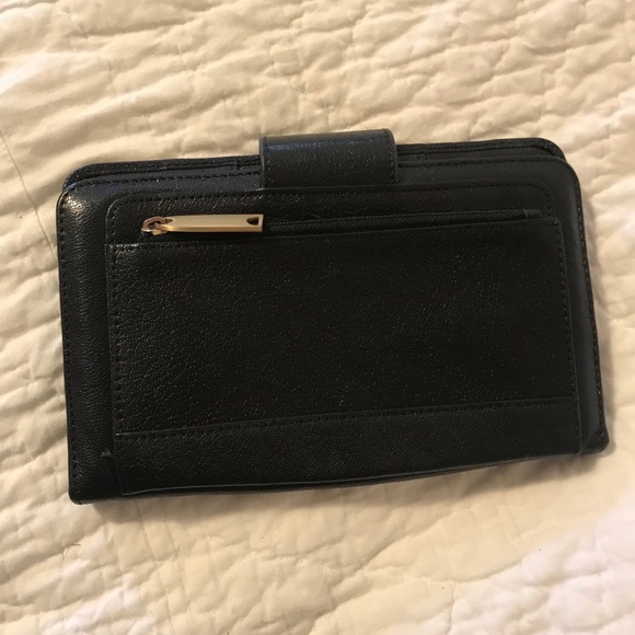Faux leather clutch - Picture 2 of 4